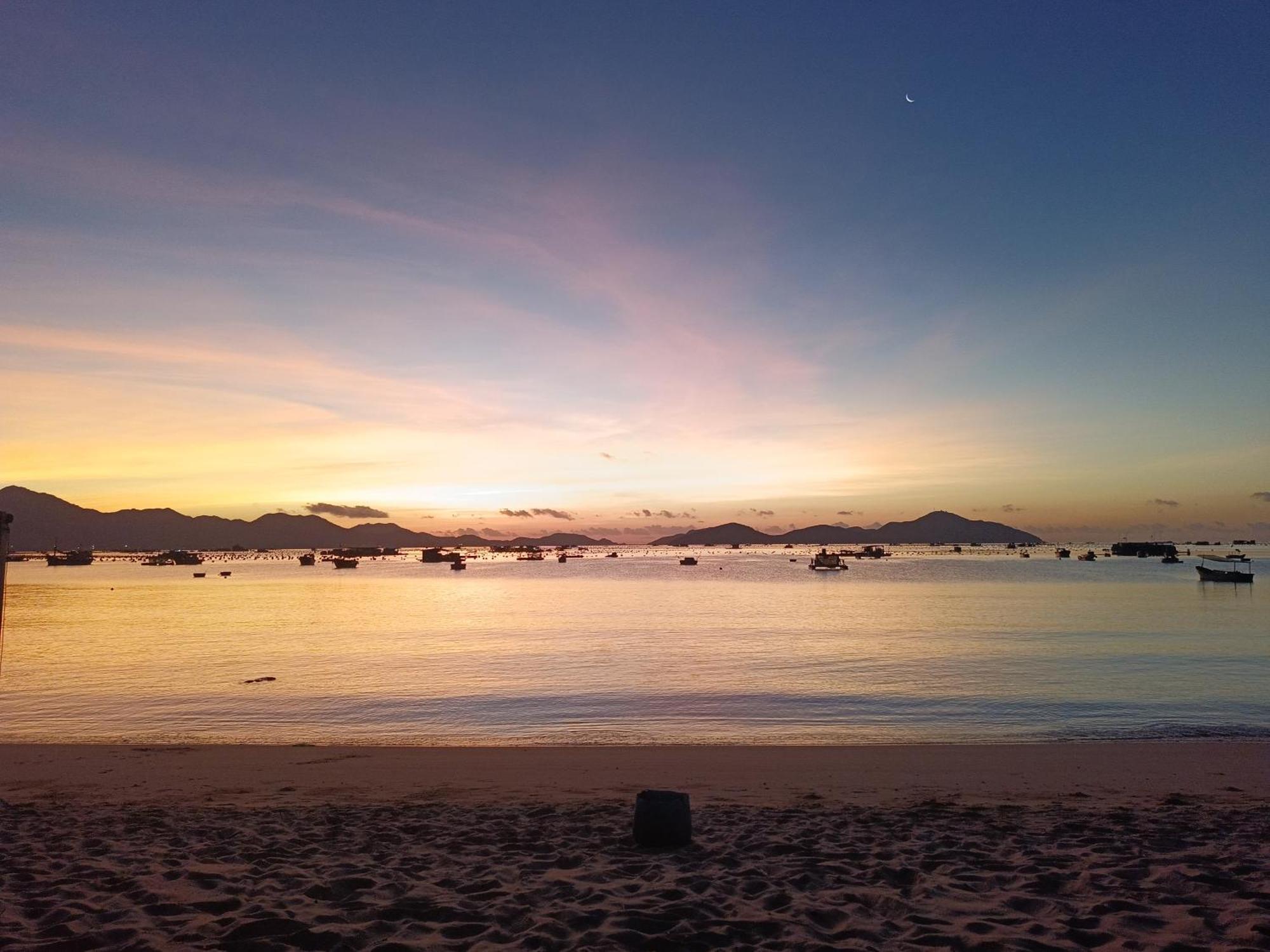The Sunrise Anh Tu Hotel Cam Ranh Buitenkant foto