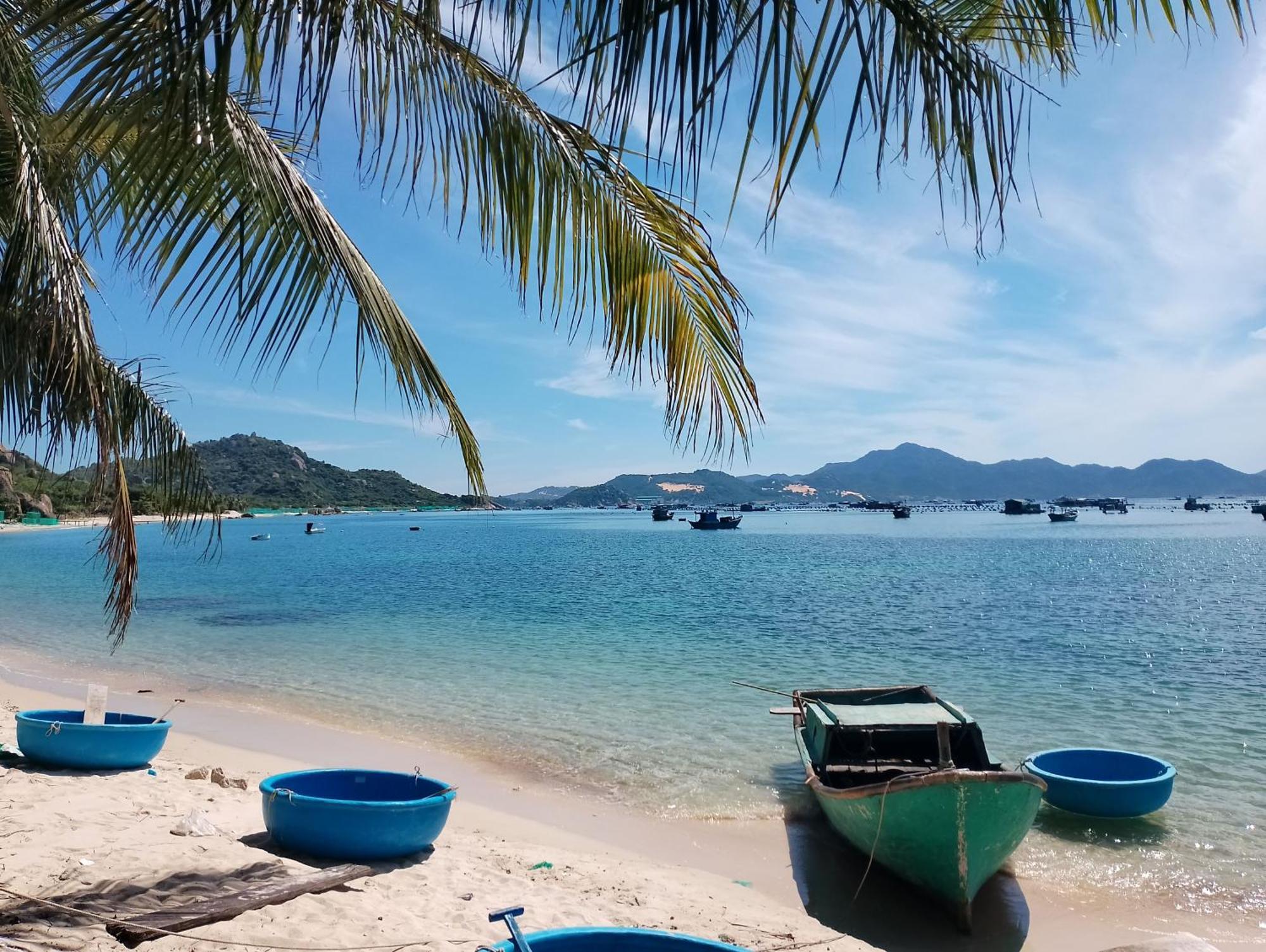The Sunrise Anh Tu Hotel Cam Ranh Buitenkant foto